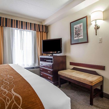 Comfort Inn & Suites Somerset - New Brunswick Eksteriør billede
